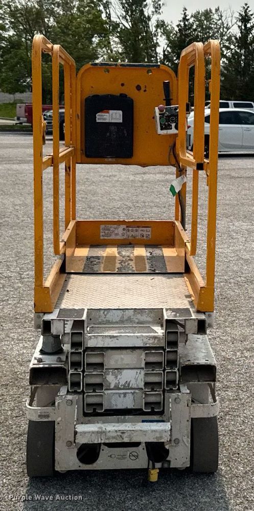 image for item DV2730 2015 HY-BRID 1430 scissor lift