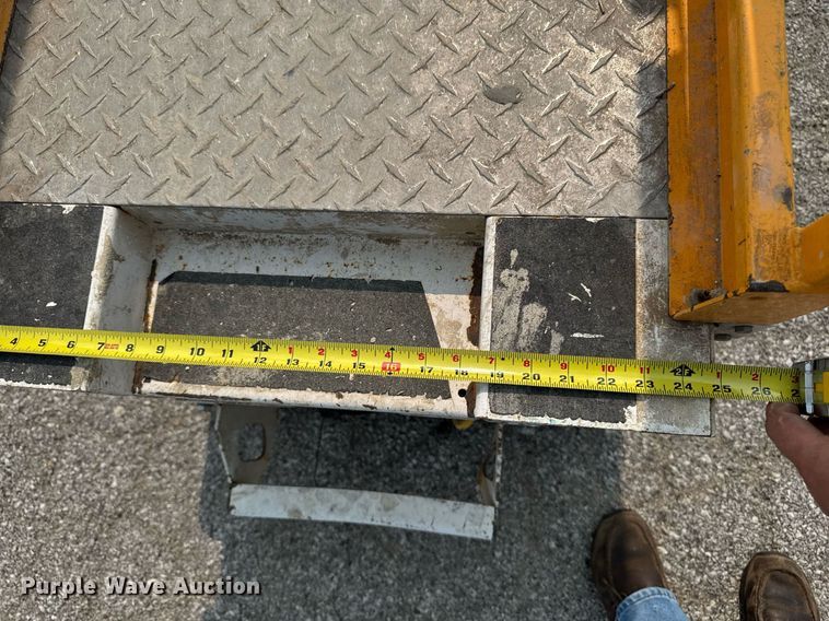 image for item DV2730 2015 HY-BRID 1430 scissor lift