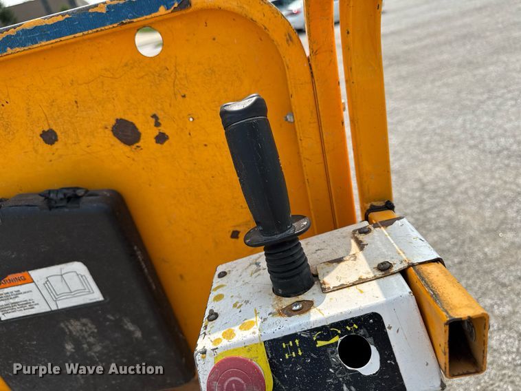 image for item DV2730 2015 HY-BRID 1430 scissor lift