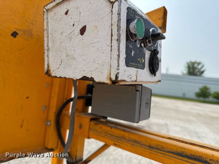 image for item DV2730 2015 HY-BRID 1430 scissor lift