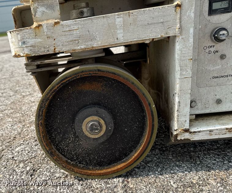 image for item DV2730 2015 HY-BRID 1430 scissor lift