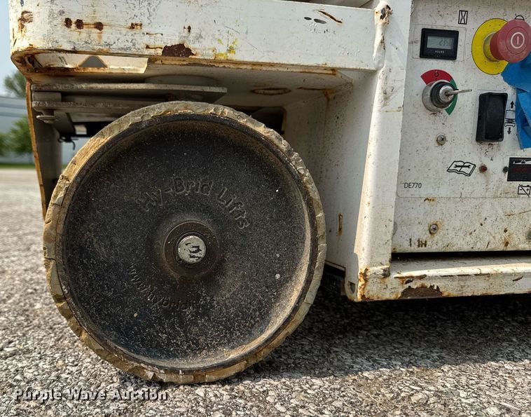 image for item DV2731 2016 HY-BRID 1430 scissor lift