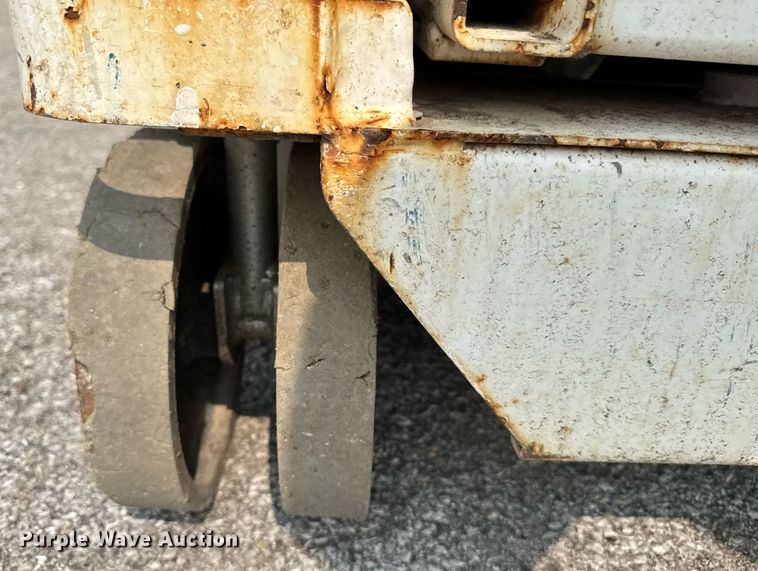 image for item DV2731 2016 HY-BRID 1430 scissor lift