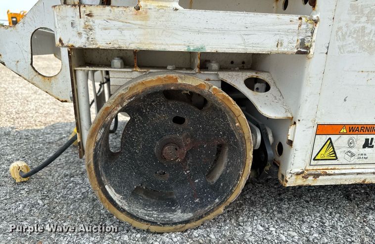 image for item DV2731 2016 HY-BRID 1430 scissor lift