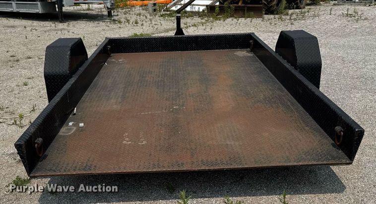 image for item DV2732 Lamar SH831217 utility trailer