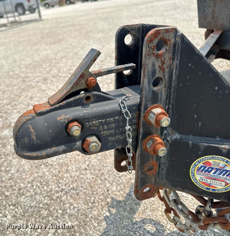 image for item DV2732 Lamar SH831217 utility trailer