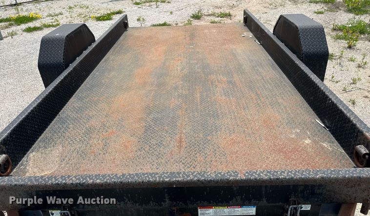 image for item DV2732 Lamar SH831217 utility trailer