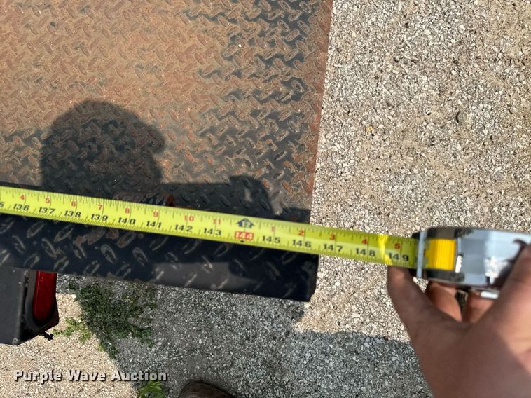 image for item DV2732 Lamar SH831217 utility trailer