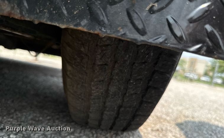 image for item DV2732 Lamar SH831217 utility trailer