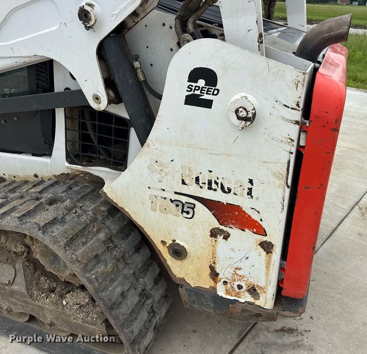 image for item DV4110 2019 Bobcat T595 tracked skid steer loader