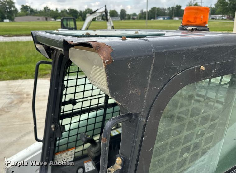 image for item DV4110 2019 Bobcat T595 tracked skid steer loader