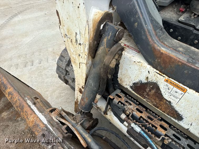 image for item DV4110 2019 Bobcat T595 tracked skid steer loader