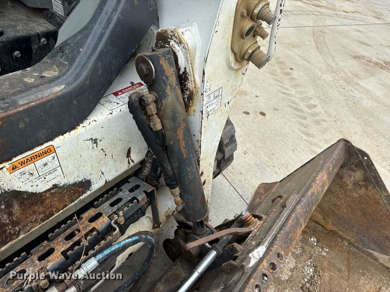 image for item DV4110 2019 Bobcat T595 tracked skid steer loader