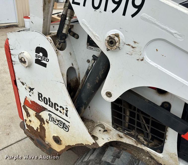 image for item DV4110 2019 Bobcat T595 tracked skid steer loader