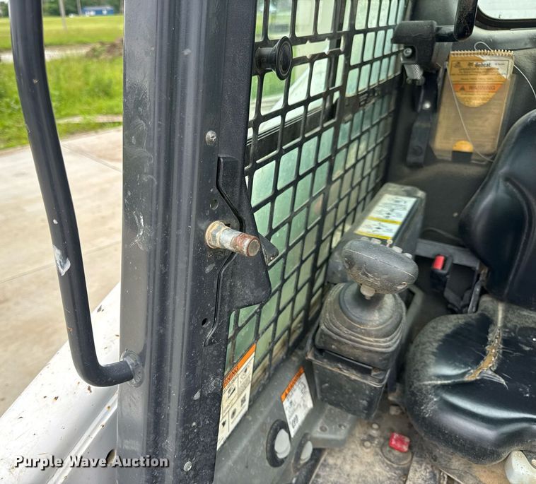 image for item DV4110 2019 Bobcat T595 tracked skid steer loader