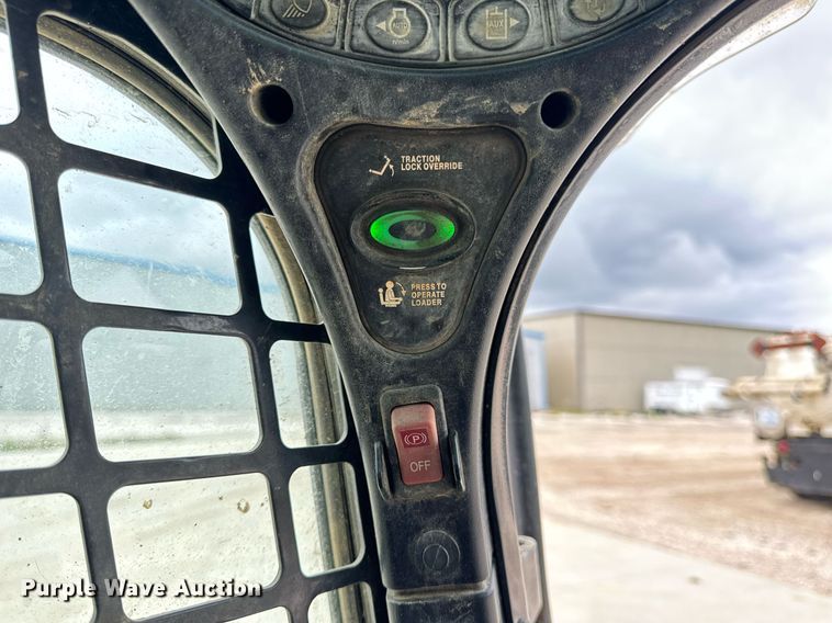 image for item DV4110 2019 Bobcat T595 tracked skid steer loader