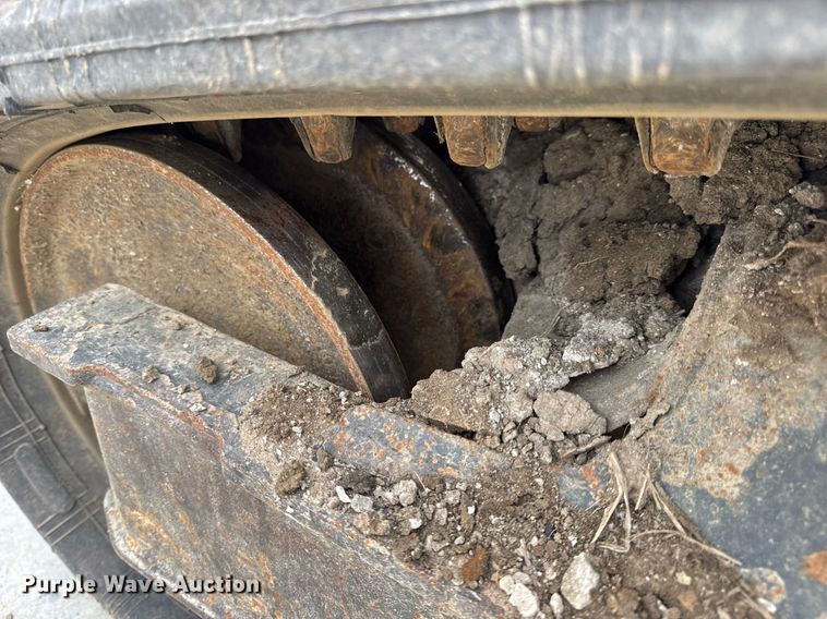 image for item DV4110 2019 Bobcat T595 tracked skid steer loader