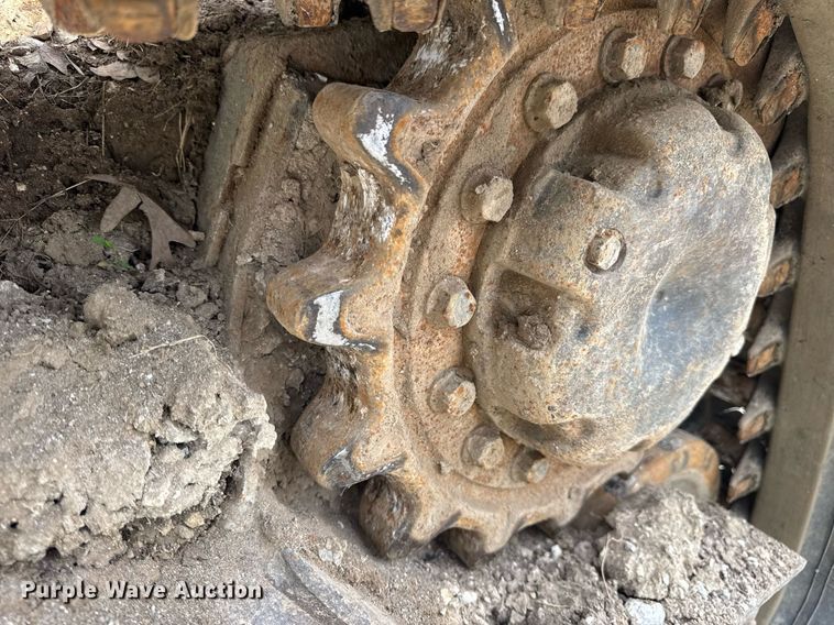 image for item DV4110 2019 Bobcat T595 tracked skid steer loader