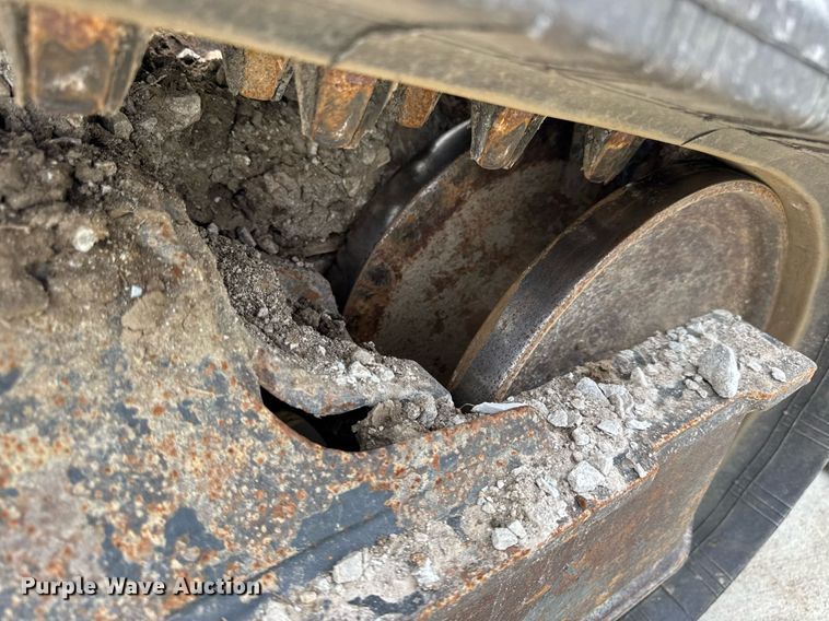 image for item DV4110 2019 Bobcat T595 tracked skid steer loader