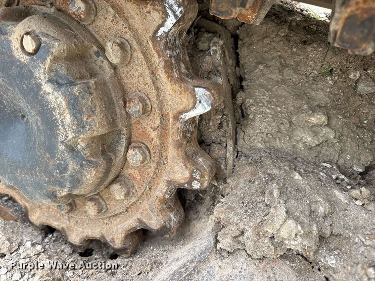 image for item DV4110 2019 Bobcat T595 tracked skid steer loader