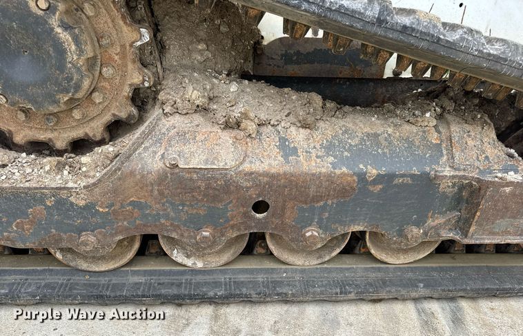image for item DV4110 2019 Bobcat T595 tracked skid steer loader