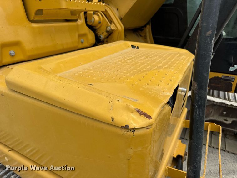 image for item DV4112 2015 Caterpillar 323FL excavator