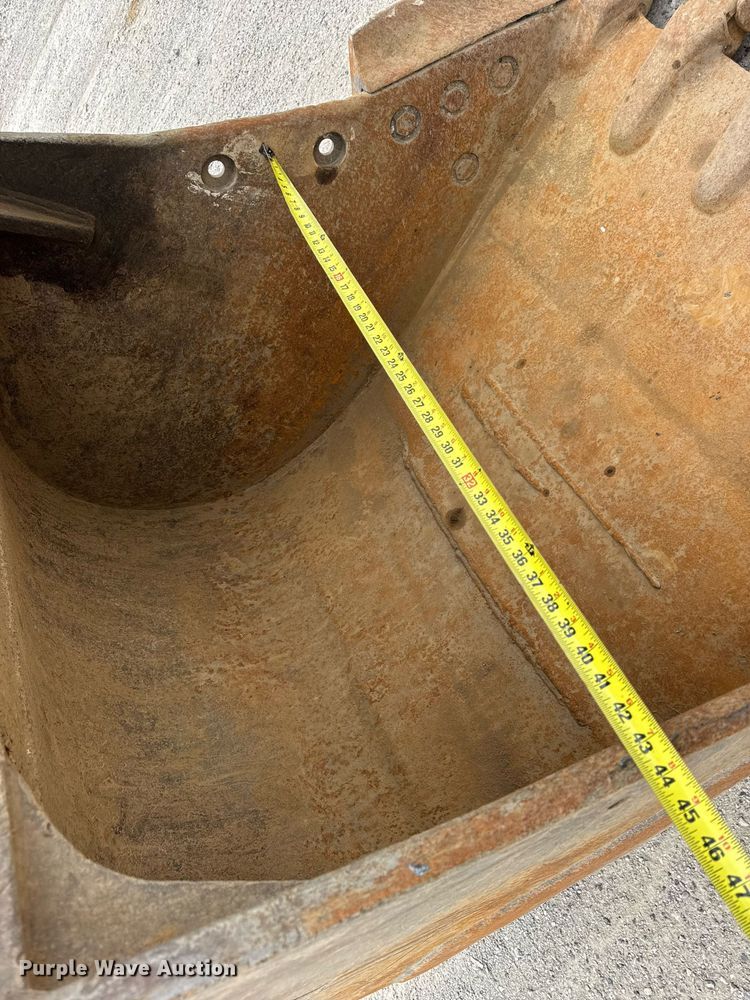 image for item DV4112 2015 Caterpillar 323FL excavator