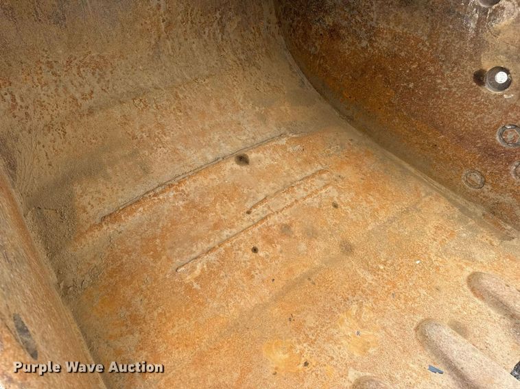 image for item DV4112 2015 Caterpillar 323FL excavator