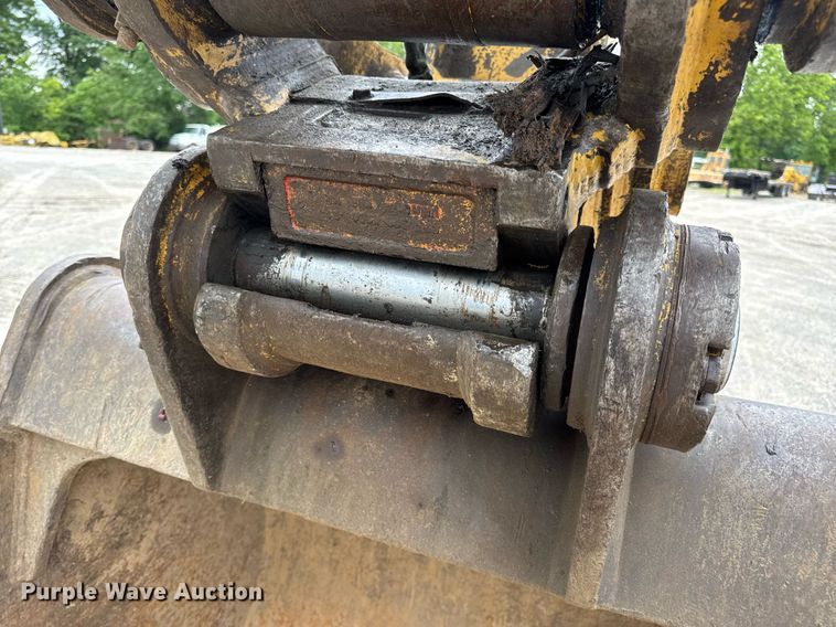 image for item DV4112 2015 Caterpillar 323FL excavator