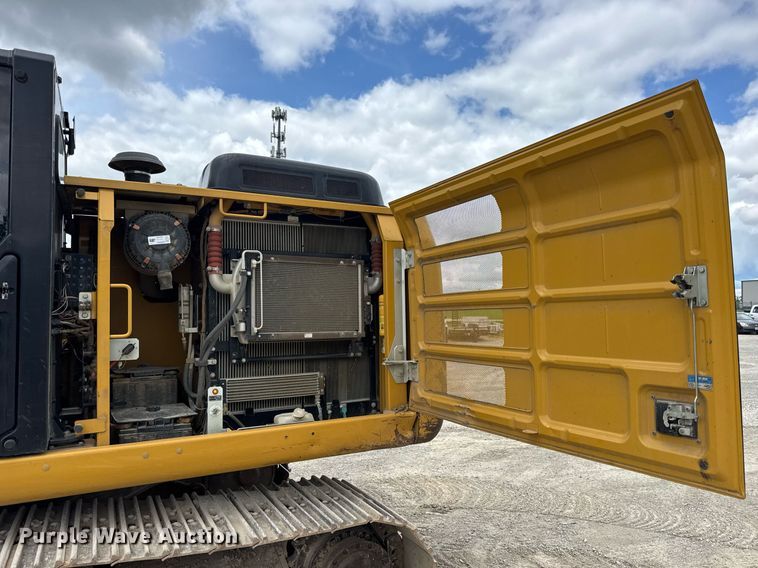 image for item DV4112 2015 Caterpillar 323FL excavator