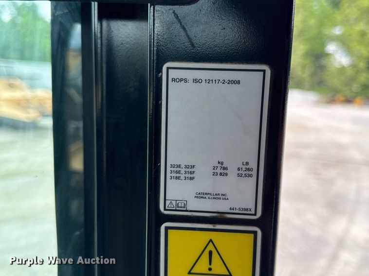 image for item DV4112 2015 Caterpillar 323FL excavator