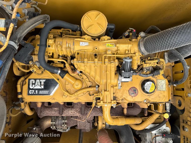 image for item DV4112 2015 Caterpillar 323FL excavator