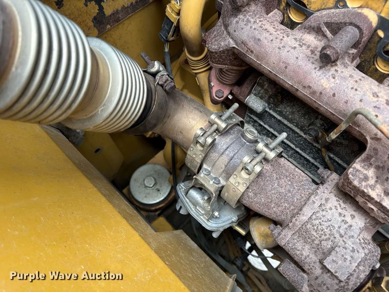 image for item DV4112 2015 Caterpillar 323FL excavator