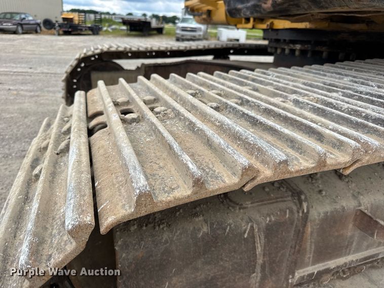 image for item DV4112 2015 Caterpillar 323FL excavator