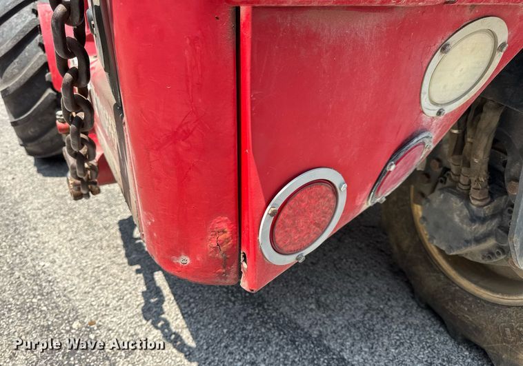 image for item DV4127 Moffett M55 forklift