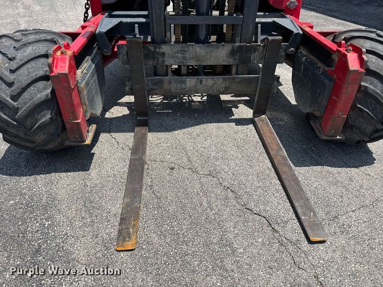 image for item DV4127 Moffett M55 forklift