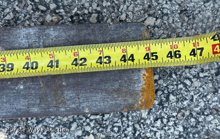 image for item DV4127 Moffett M55 forklift