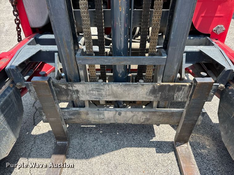 image for item DV4127 Moffett M55 forklift