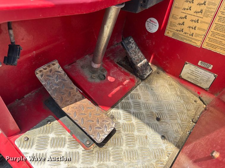 image for item DV4127 Moffett M55 forklift