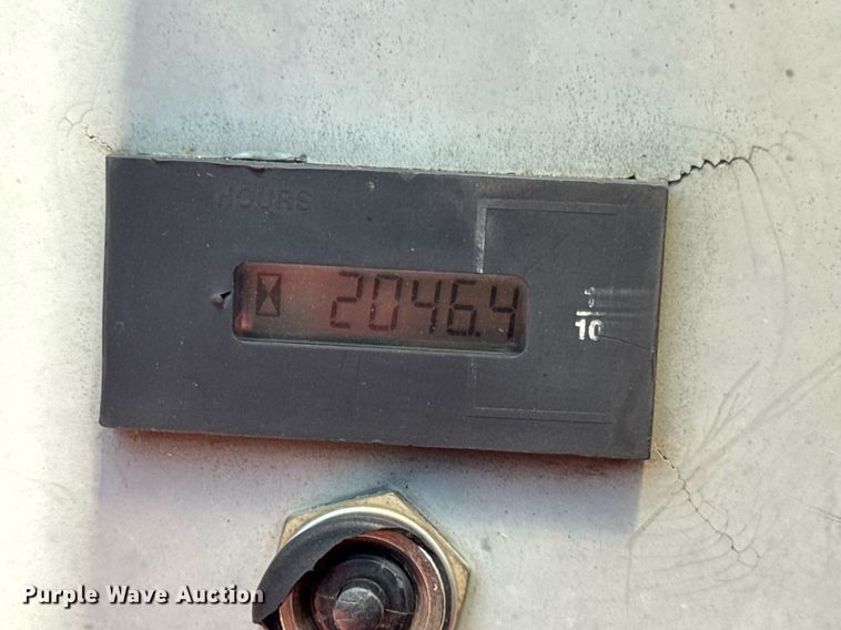 image for item DV4127 Moffett M55 forklift