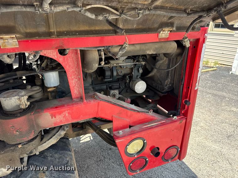 image for item DV4127 Moffett M55 forklift