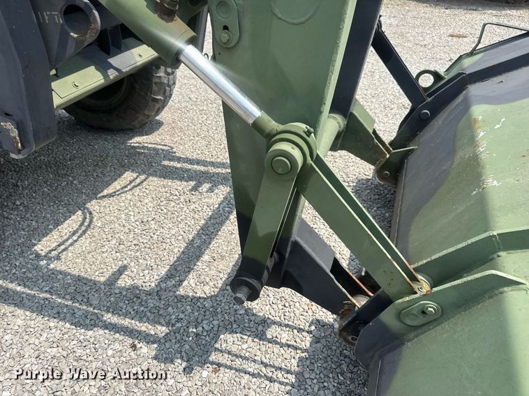 image for item DV4131 1987 Freightliner UC03JL Unimog emplacement excavator