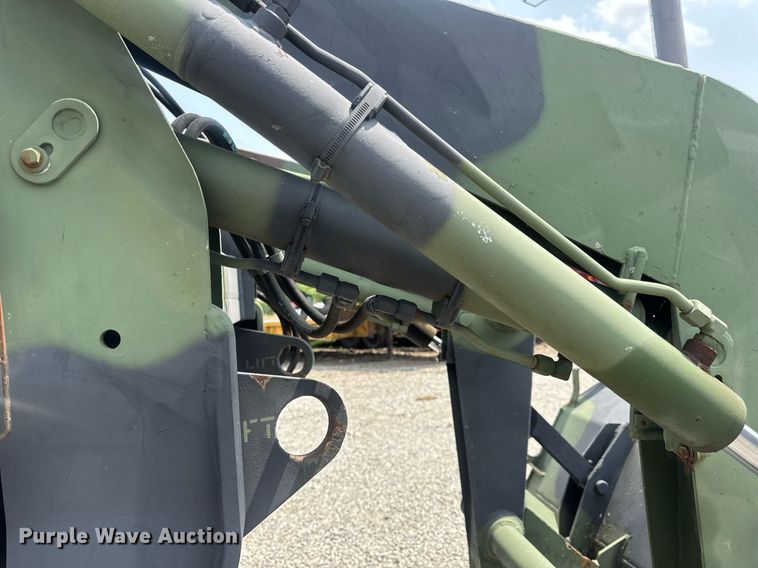 image for item DV4131 1987 Freightliner UC03JL Unimog emplacement excavator