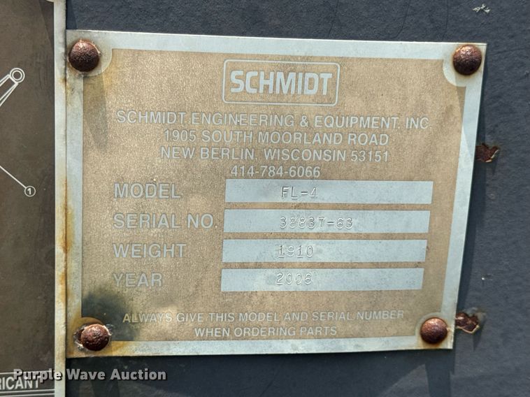 image for item DV4131 1987 Freightliner UC03JL Unimog emplacement excavator