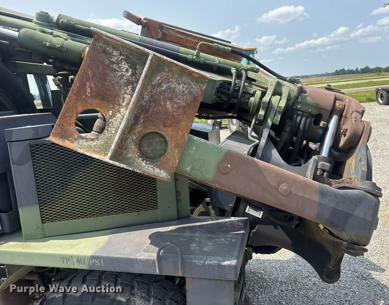 image for item DV4131 1987 Freightliner UC03JL Unimog emplacement excavator