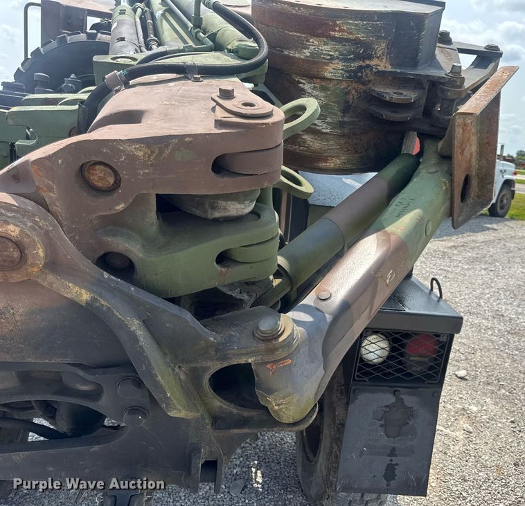 image for item DV4131 1987 Freightliner UC03JL Unimog emplacement excavator