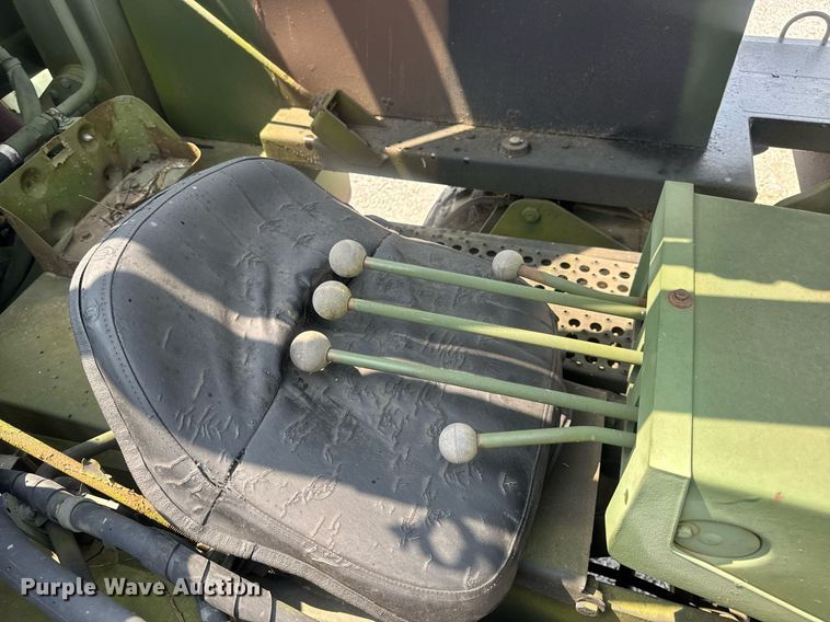 image for item DV4131 1987 Freightliner UC03JL Unimog emplacement excavator