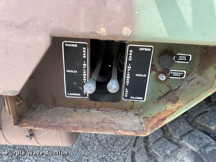 image for item DV4131 1987 Freightliner UC03JL Unimog emplacement excavator