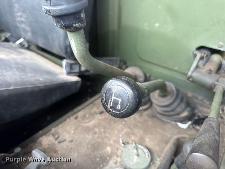 image for item DV4131 1987 Freightliner UC03JL Unimog emplacement excavator