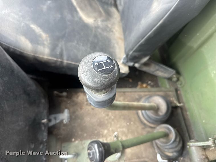 image for item DV4131 1987 Freightliner UC03JL Unimog emplacement excavator